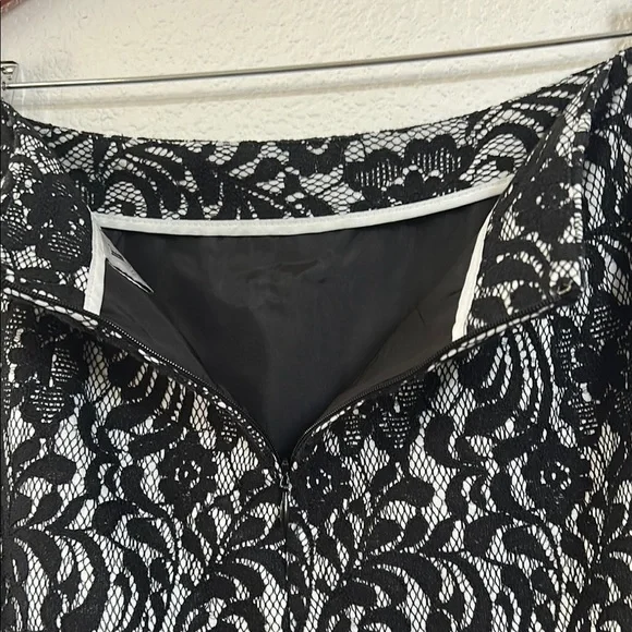 Worthington Black Lace Skirt - Picture 7 of 9